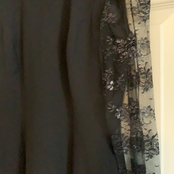 Donna Morgan fancy dress. - Picture 2 of 5